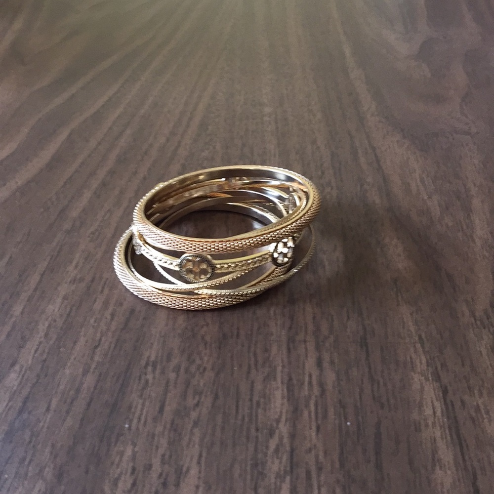 Gold tone bracelet set